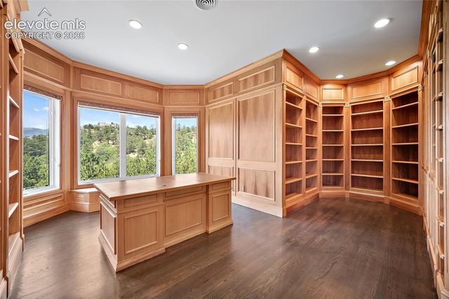 6230 Spurwood Drive, Colorado Springs, CO 80918