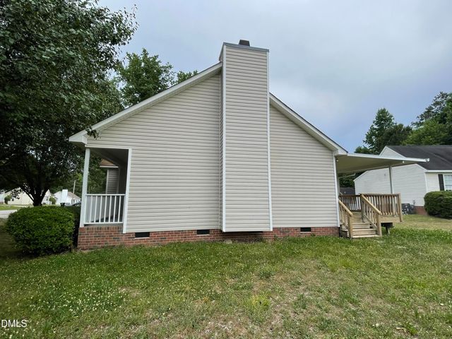 1008 Laurel Leaf, Zebulon, NC 27597