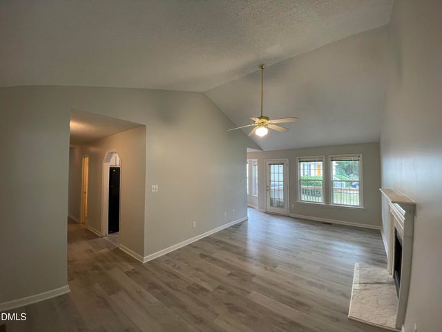 1008 Laurel Leaf, Zebulon, NC 27597