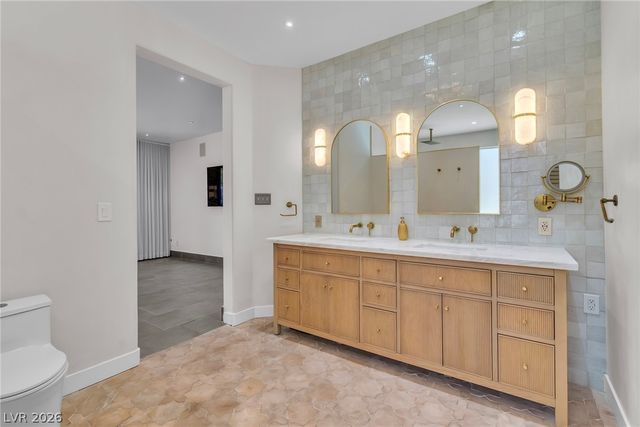 7920 Castellon Court, Las Vegas, NV 89128