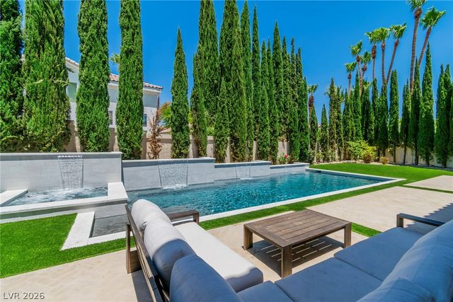 7920 Castellon Court, Las Vegas, NV 89128