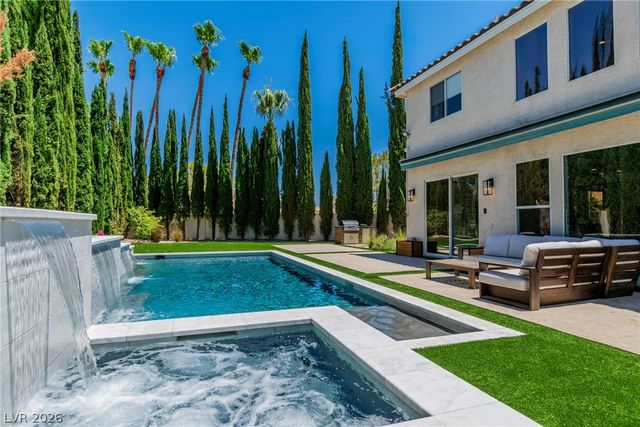 7920 Castellon Court, Las Vegas, NV 89128