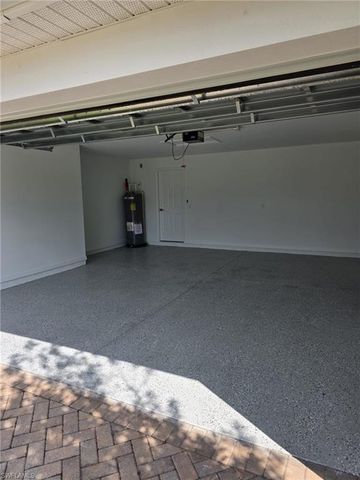 2461 Sutherland CT, Cape Coral, FL 33991