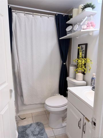 23 Gray Avenue, Medford, NY 11763