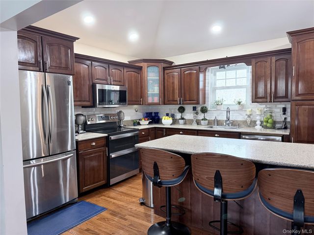 23 Gray Avenue, Medford, NY 11763