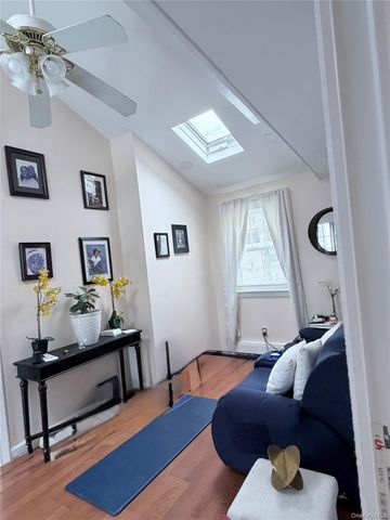 23 Gray Avenue, Medford, NY 11763