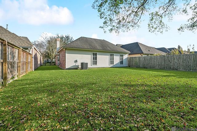 5018 Summa Ct, Baton Rouge, LA 70809