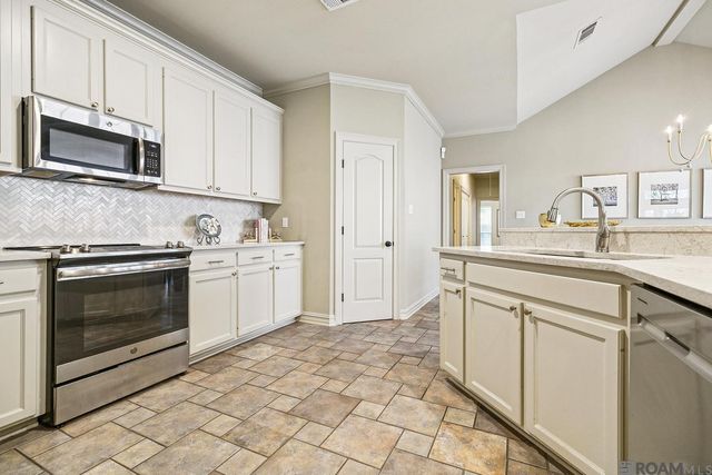 5018 Summa Ct, Baton Rouge, LA 70809