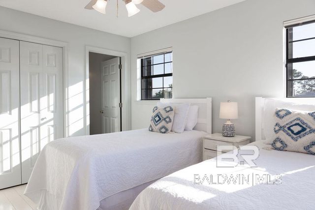 326 W 3rd Avenue, Gulf Shores, AL 36542