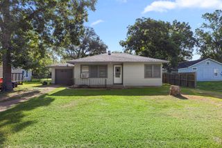 515 Front Street, Columbus, TX 78934