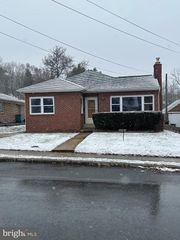 126 LAKIN AVE, Boonsboro, MD 21713