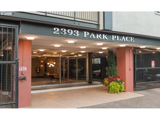 2393 Sw PARK Pl 203, Portland, OR 97205