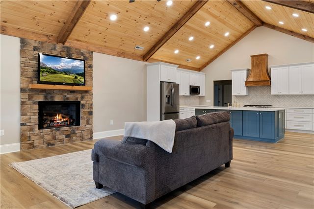 147 McAlister Road, West Union, SC 29696