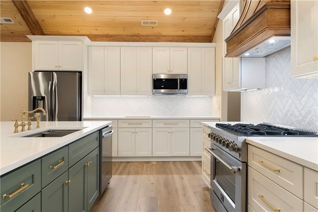 147 McAlister Road, West Union, SC 29696