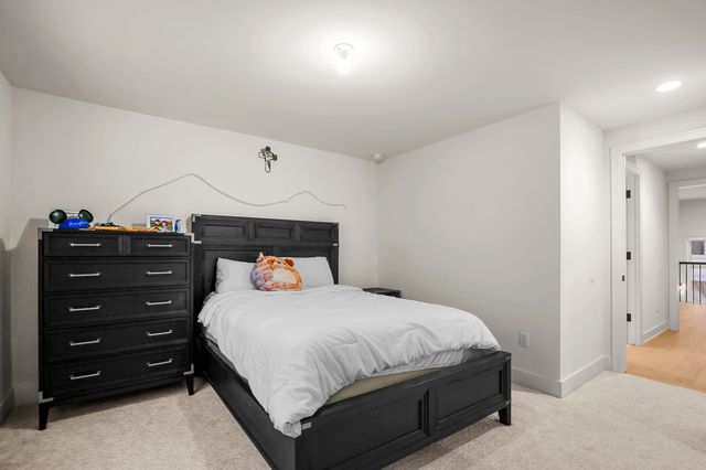 7303 Brookside Village Court, Bloomfield Hills, MI 48301