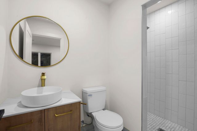 7303 Brookside Village Court, Bloomfield Hills, MI 48301