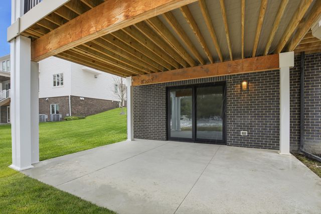 7303 Brookside Village Court, Bloomfield Hills, MI 48301