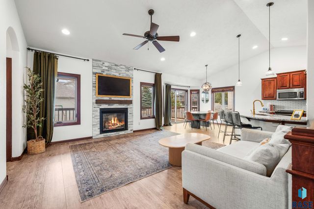 7413 S Audie Ave Avenue, Sioux Falls, SD 57108