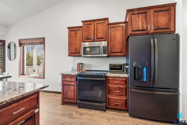 7413 S Audie Ave Avenue, Sioux Falls, SD 57108