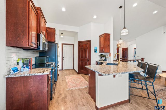 7413 S Audie Ave Avenue, Sioux Falls, SD 57108