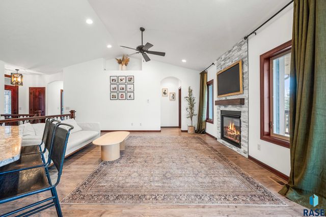 7413 S Audie Ave Avenue, Sioux Falls, SD 57108