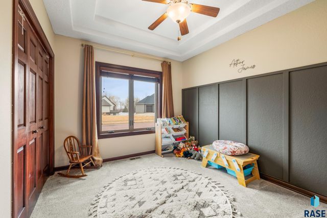 7413 S Audie Ave Avenue, Sioux Falls, SD 57108