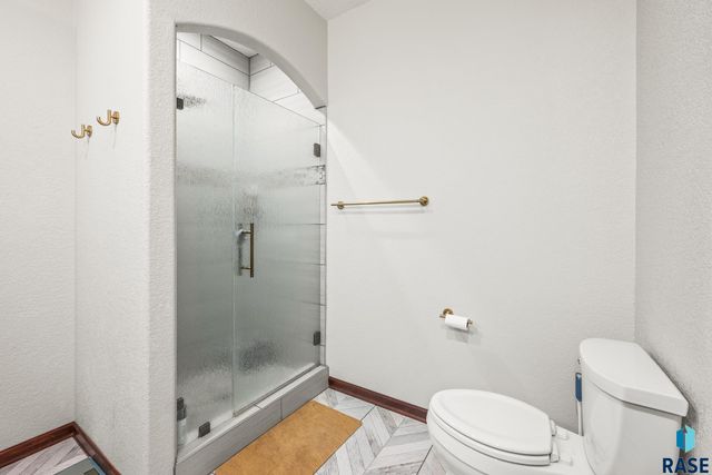 7413 S Audie Ave Avenue, Sioux Falls, SD 57108