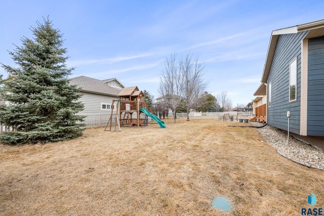 7413 S Audie Ave Avenue, Sioux Falls, SD 57108