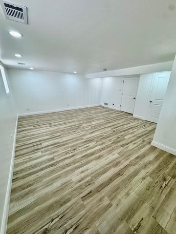 763 Cambridge Avenue, Matteson, IL 60443