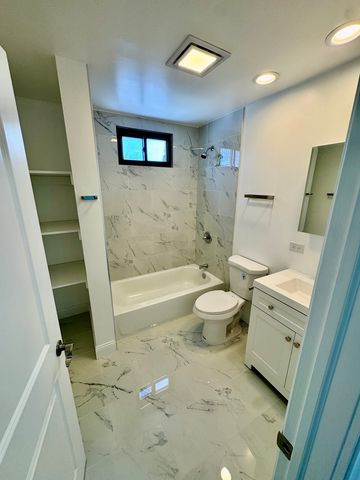 763 Cambridge Avenue, Matteson, IL 60443