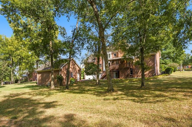 1529 Gordon Petty Dr, Brentwood, TN 37027
