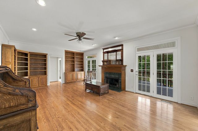 1529 Gordon Petty Dr, Brentwood, TN 37027
