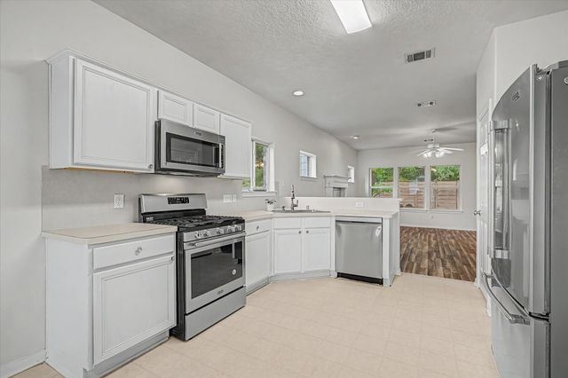 811 Dunwell Court, Spring, TX 77386