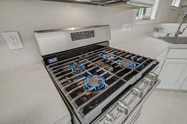811 Dunwell Court, Spring, TX 77386
