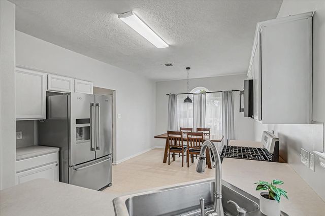 811 Dunwell Court, Spring, TX 77386