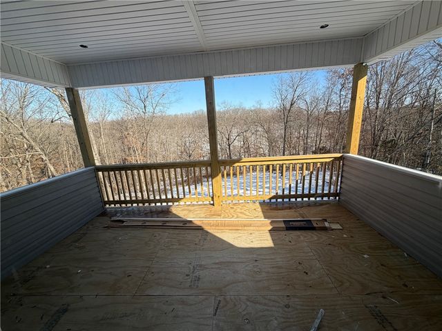 41 S Cheshnut Drive, Bella Vista, AR 72714