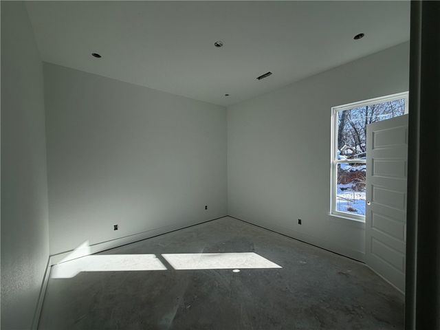 41 S Cheshnut Drive, Bella Vista, AR 72714