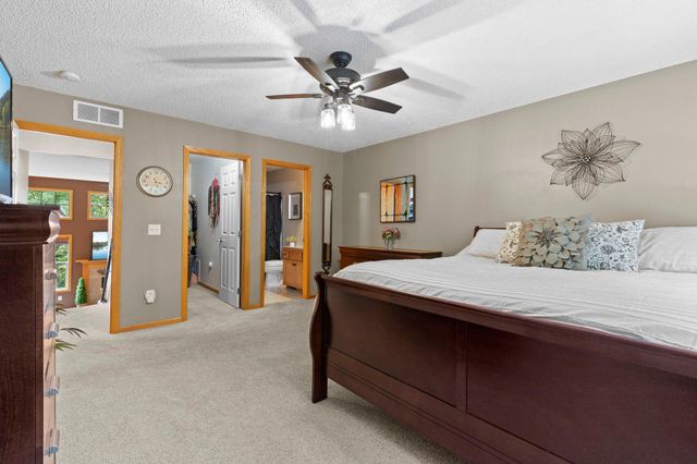 8374 Cedarview Circle, Savage, MN 55378