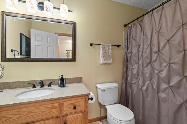 8374 Cedarview Circle, Savage, MN 55378