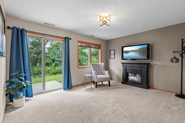 8374 Cedarview Circle, Savage, MN 55378