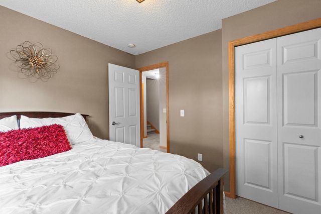 8374 Cedarview Circle, Savage, MN 55378