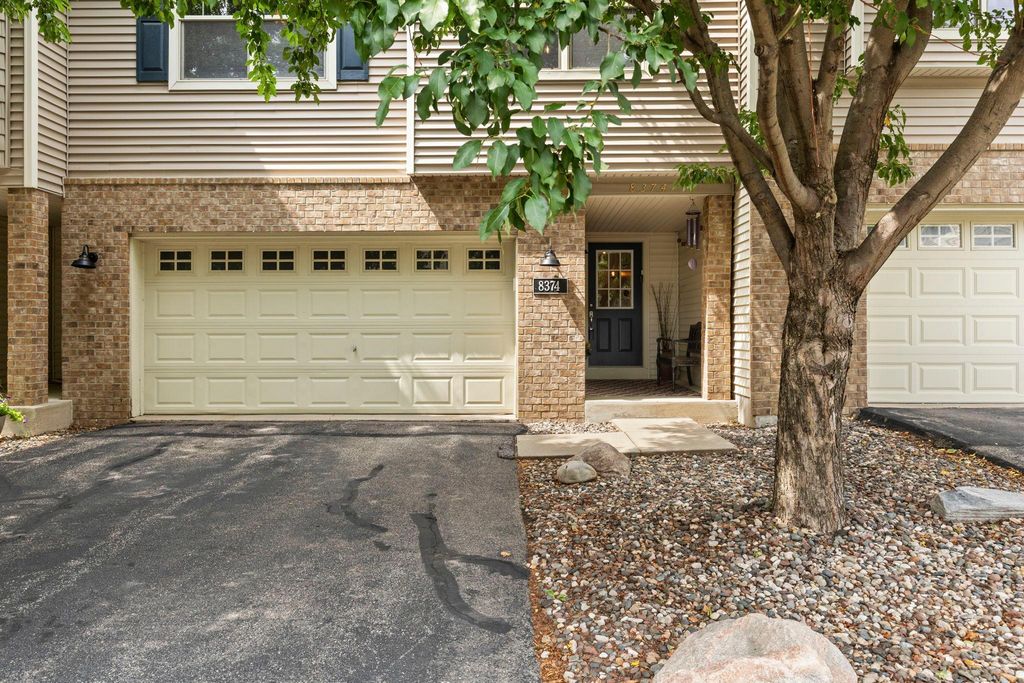8374 Cedarview Circle, Savage, MN 55378