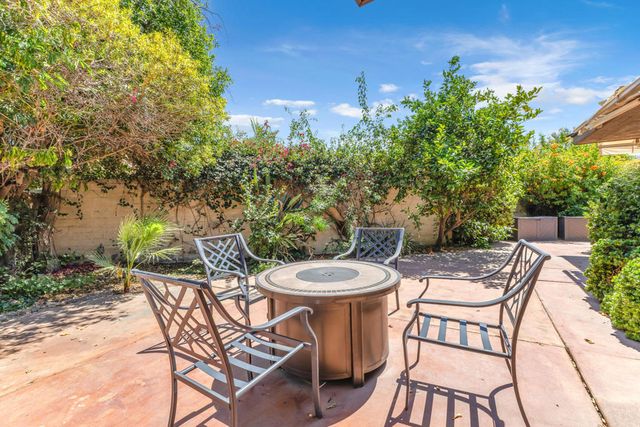 6 Stanford Drive, Rancho Mirage, CA 92270