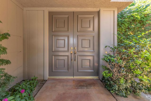 6 Stanford Drive, Rancho Mirage, CA 92270