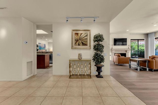 6 Stanford Drive, Rancho Mirage, CA 92270