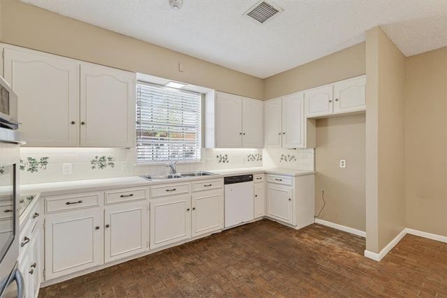 6418 Long Circle, Corpus Christi, TX 78413