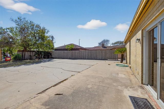 6418 Long Circle, Corpus Christi, TX 78413