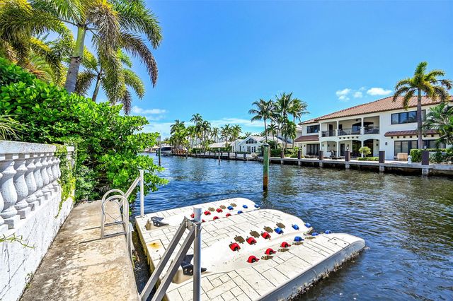 3050 NE 40th Ct, Fort Lauderdale, FL 33308