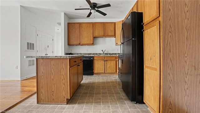 3431 N Church Street 307, Greensboro, NC 27405