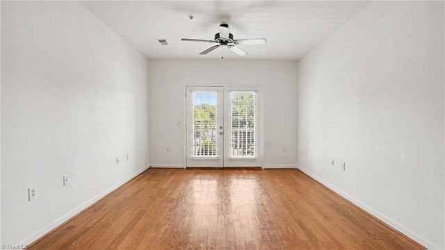 3431 N Church Street 307, Greensboro, NC 27405
